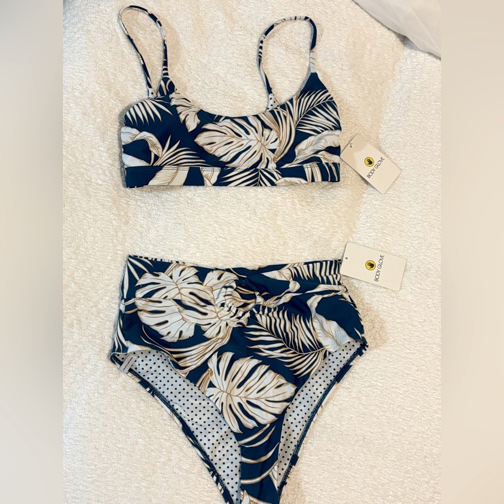Body glove bikini, NWT.